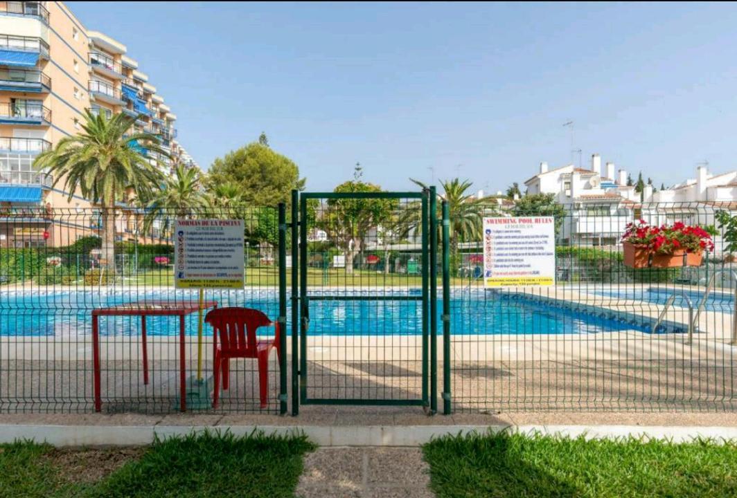 דירות בנאלמדנה Mar Del Sur מראה חיצוני תמונה